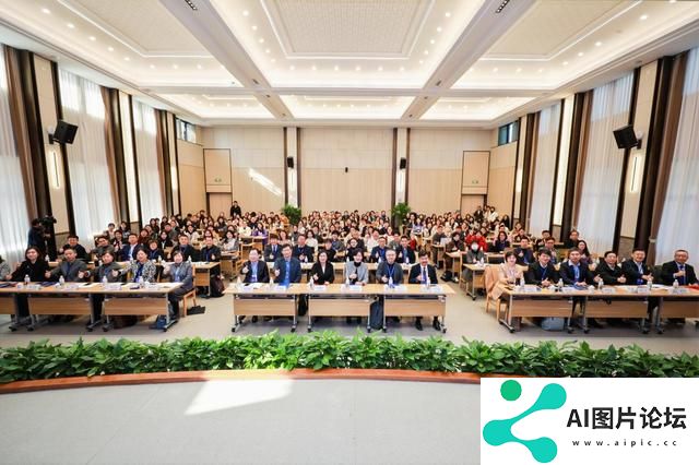 首届人工智能与国际中文教育大会在浙江师范大学举行