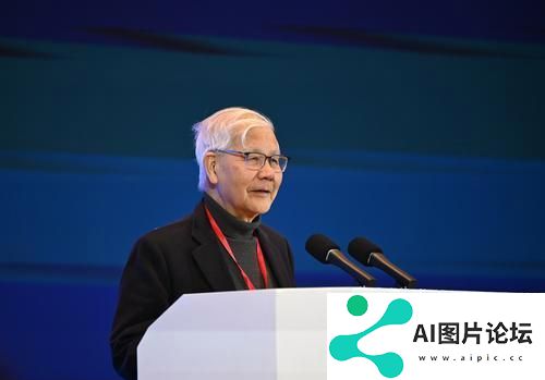 美国国家工程院院士、中国工程院外籍院士邓文中：建筑业发展必须高度重视人工智能
