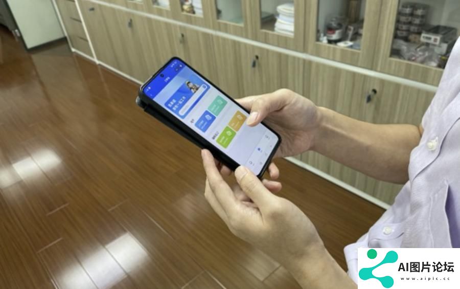 AI正在帮社工，也在“卷”社工