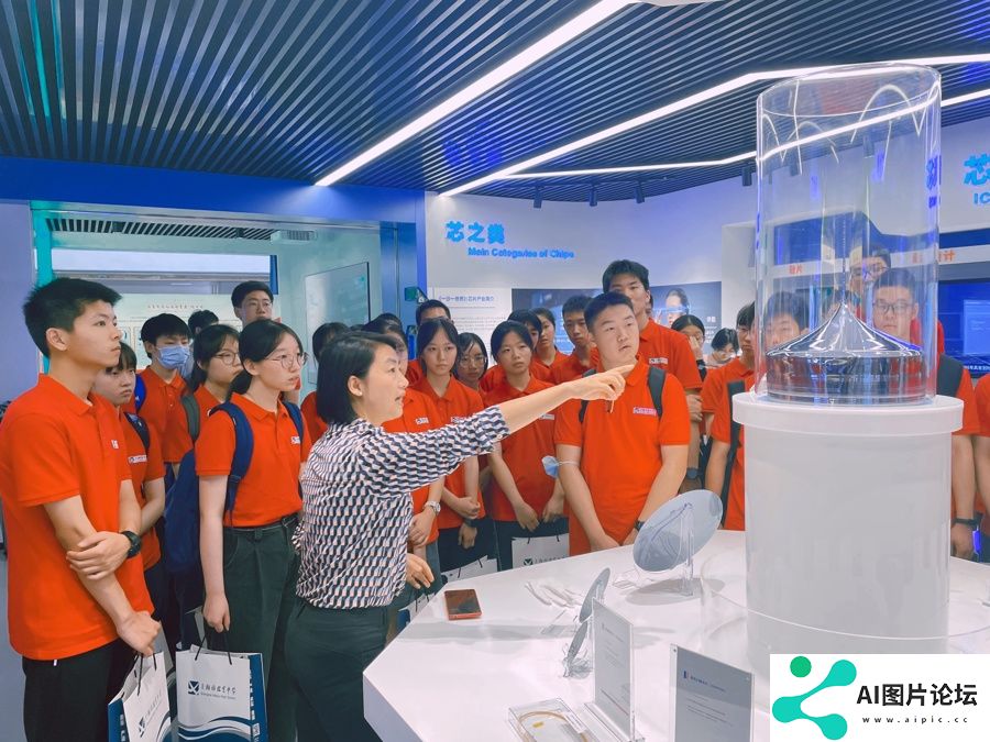 人工智能课程进课表，校园打造智能学习空间，这些学校让AI全面赋能学生成长