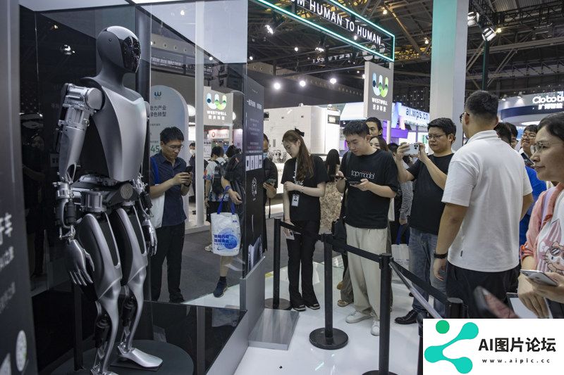 2024：人工智能迈进应用爆发之年