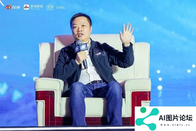 何小鹏谈创新：下一轮汽车行业创新将叠加AI技术
